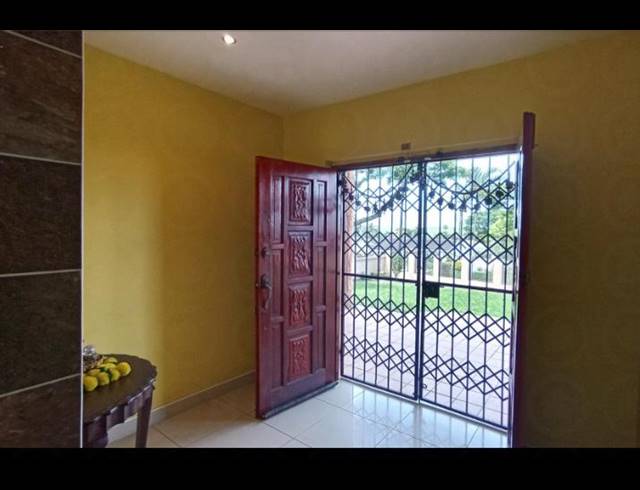 4 BEDROOM HOUSE FOR SALE IN STANGER MANOR